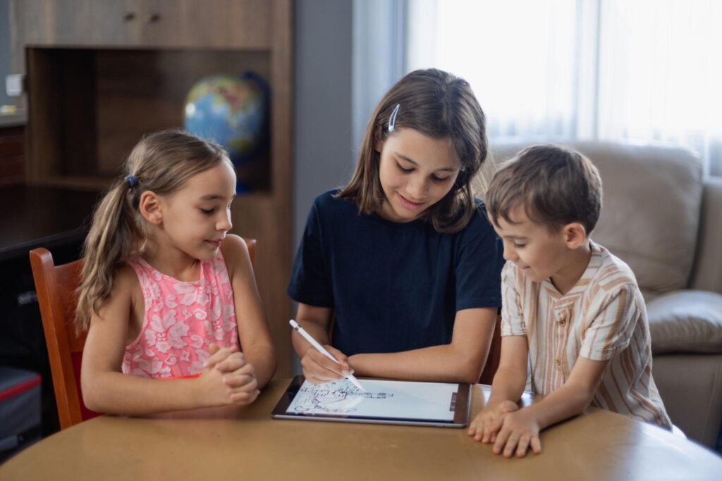📱 Çocuklar İçin Teknolojiyi Doğru Kullanmak: Faydalı Uygulama Önerileri